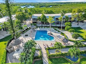 A heated pool - Keys Relaxing Getaway (Key Largo)