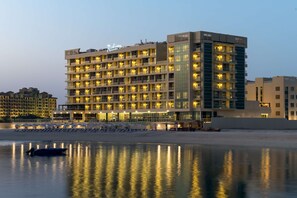 Exterior - Radisson Resort Ras Al Khaimah Marjan Island (Ras Al Khaimah)
