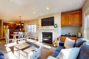 TV, fireplace, DVD player