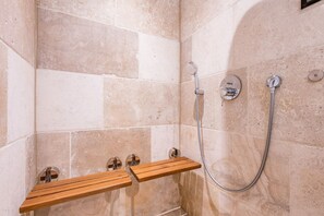 Unclassified image, 4 of 27, button