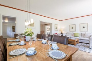 Imagen sin descripción, 3 de 62, botón