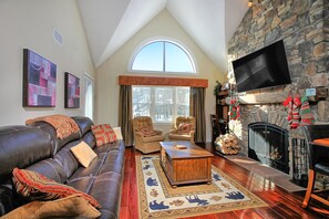 TV, fireplace, DVD player