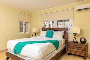 4 室のベッドルーム、アイロン / アイロン台、WiFi、ベッドシーツ