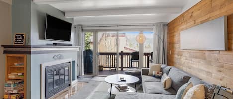 Televisión, chimenea