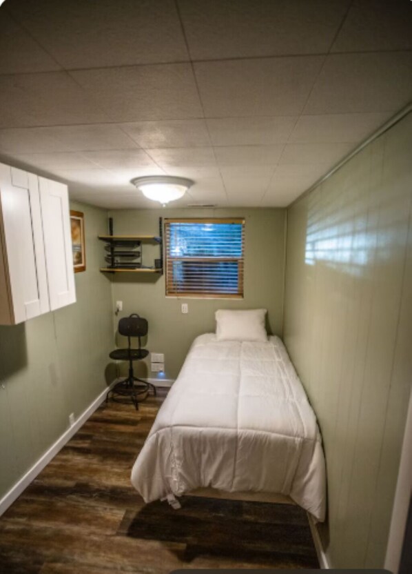 2 Schlafzimmer, Bügeleisen/Bügelbrett, kostenloses WLAN, Bettwäsche