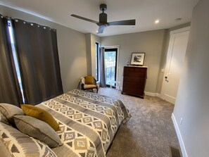 2 habitaciones, tabla de planchar con plancha y wifi gratis 