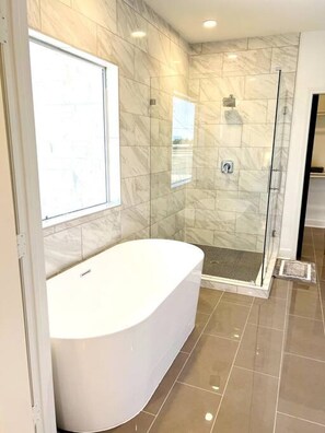Badewanne, Haartrockner