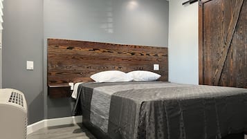 Deluxe Room | Bathroom