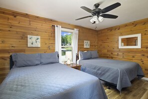 2 habitaciones, escritorio, tabla de planchar con plancha y wifi gratis 
