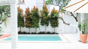 Pool - Villa Diola 3 (Badung)