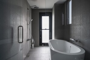 Apartment, Non Smoking (3F) | Bathroom | Separate tub and shower, hair dryer, slippers, towels - La luna (Yomitan)
