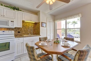 Condo, 1 Bedroom | Dining
