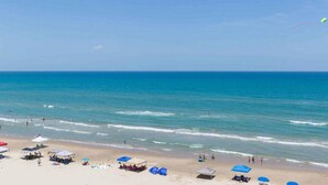 Unclassified image, 5 of 21, button - Inverness 703 by Padre Island Rentals (South Padre Island)