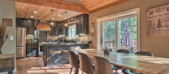 Riverfront Tallulah Falls Cabin w/ Hot Tub!