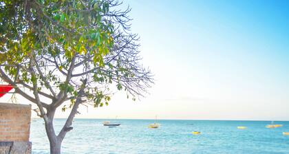 Zimmer V direkt am Strand mit Meerblick 2. Wohnung 2-4 Gäste