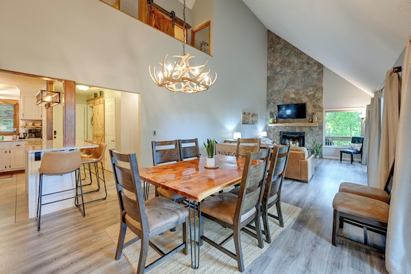 Sapphire Vacation Rental | 3BR | 3BA | 2,000 Sq Ft | Stairs Required for Access