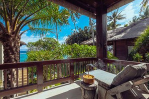 Terrace/patio - Beachfront Group Property – 9 Separate Rooms, 3 Levels | The Village of Angels (Kabupaten Karangasem)