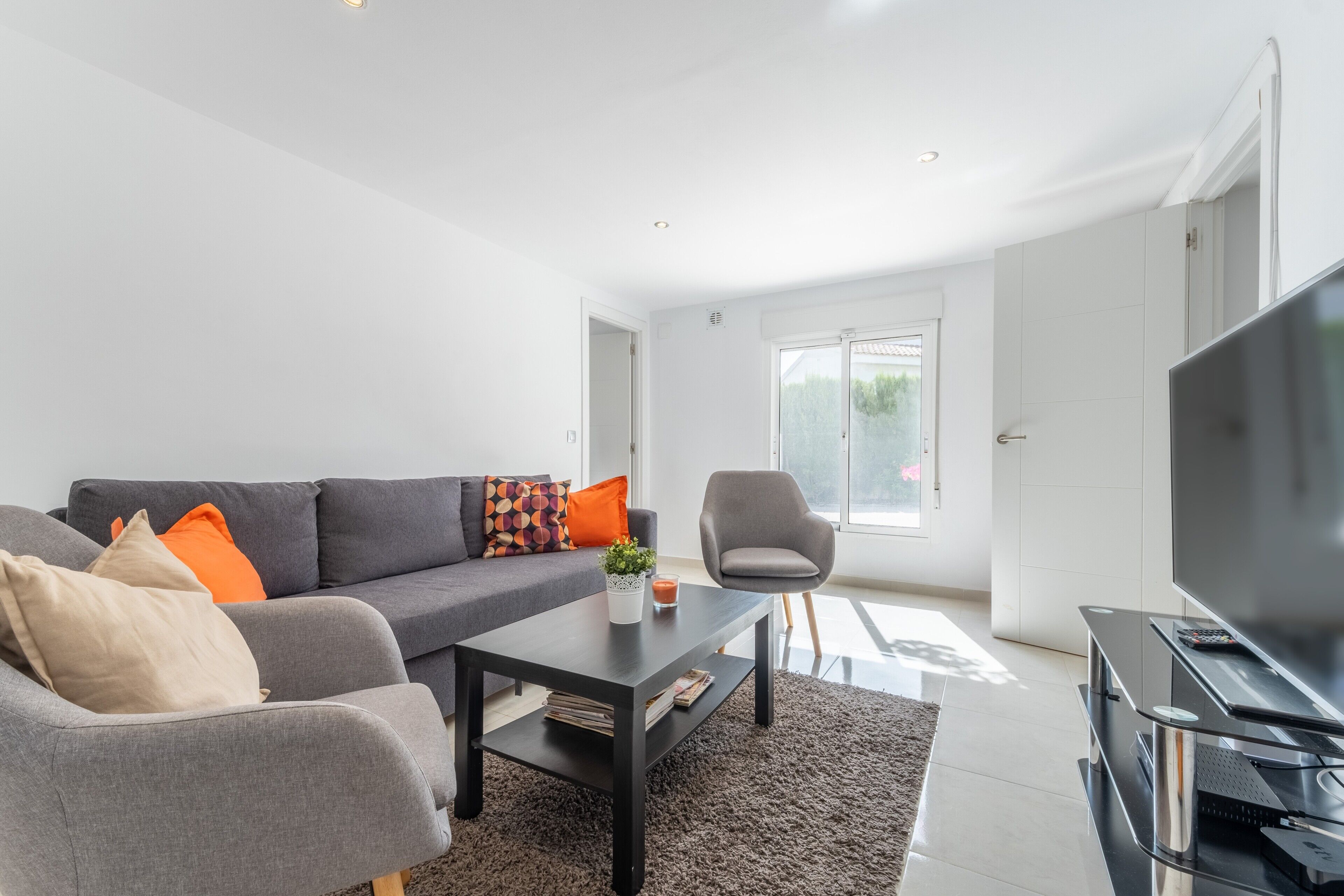 Télévision, cheminée