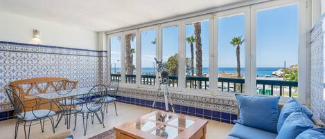 Televisie en een stereo