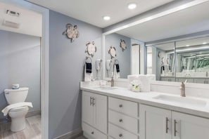 Condo, 2 Bedrooms | Bathroom
