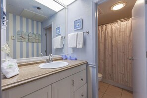 Bathroom - Saida Royale Penthouse 9154 by Padre Island Rentals (South Padre Island)