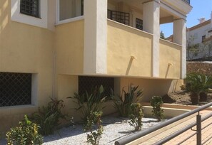 Exterior detail - "Lux Apartm BEAUVIVIR" with Shared Pool, Garden & Private Terrace (Torre del Mar)