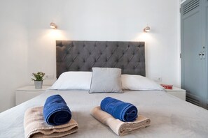 2 habitaciones, tabla de planchar con plancha y wifi gratis 