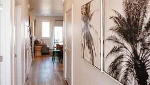 Interior detail - The Palms by Freedom Vacation Rentals (Washington)