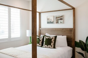 Townhome, 4 Bedrooms