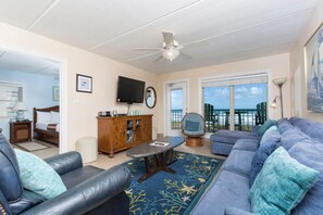 غرفة المعيشة