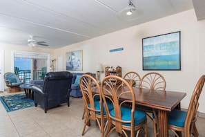 Condo, 3 habitaciones | Restaurantes