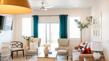 Townhome, 4 Bedrooms | Living room