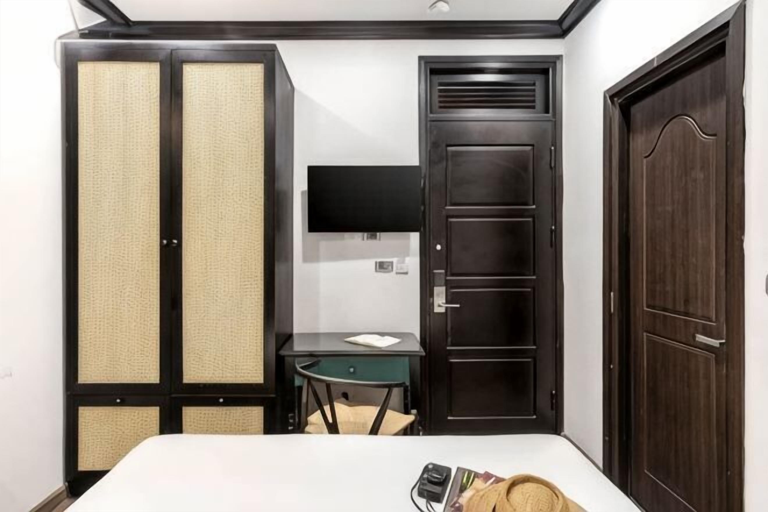 Premium bedding, minibar, in-room safe, individually decorated