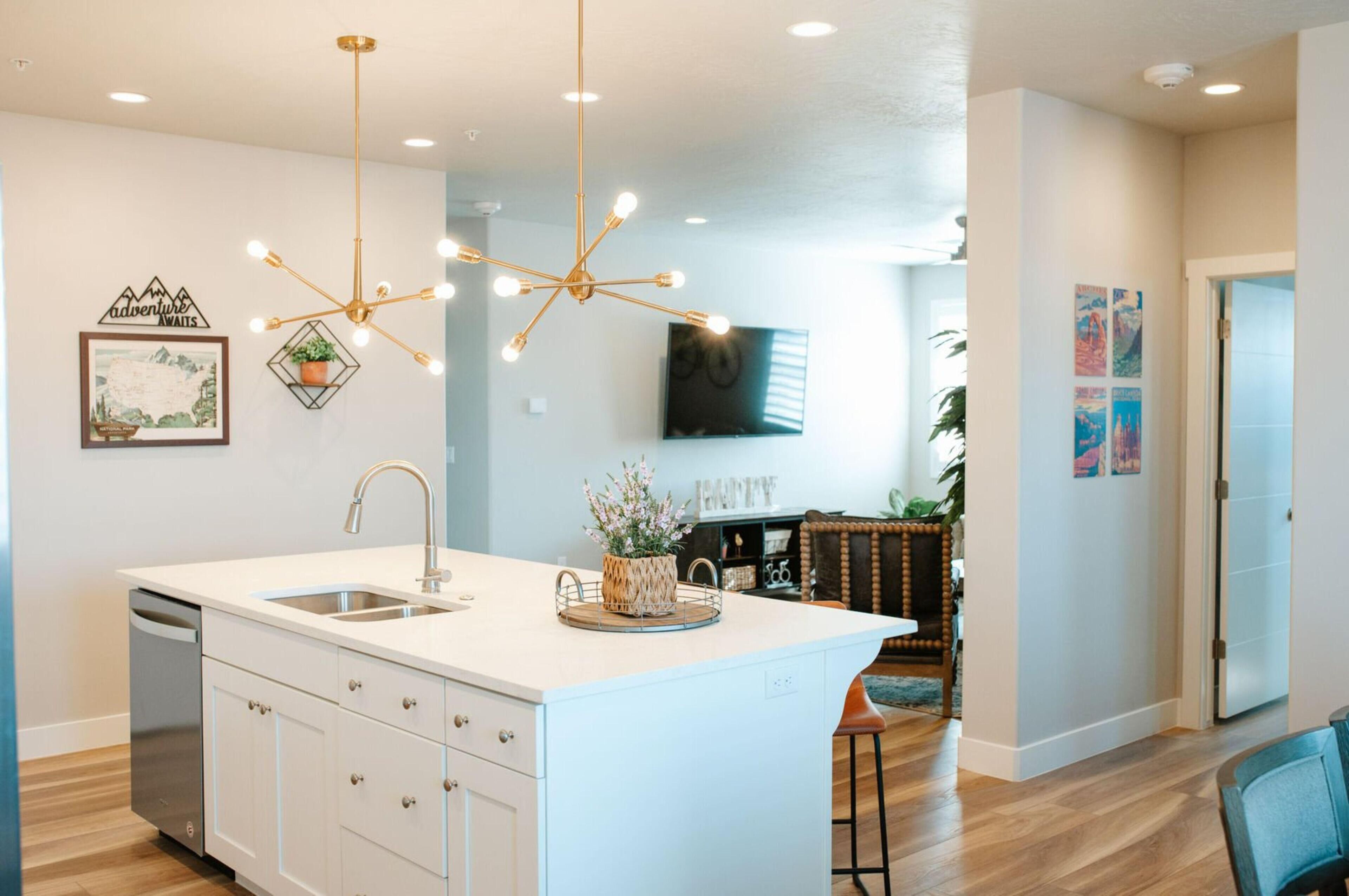 Condo, 2 Bedrooms | Private kitchen