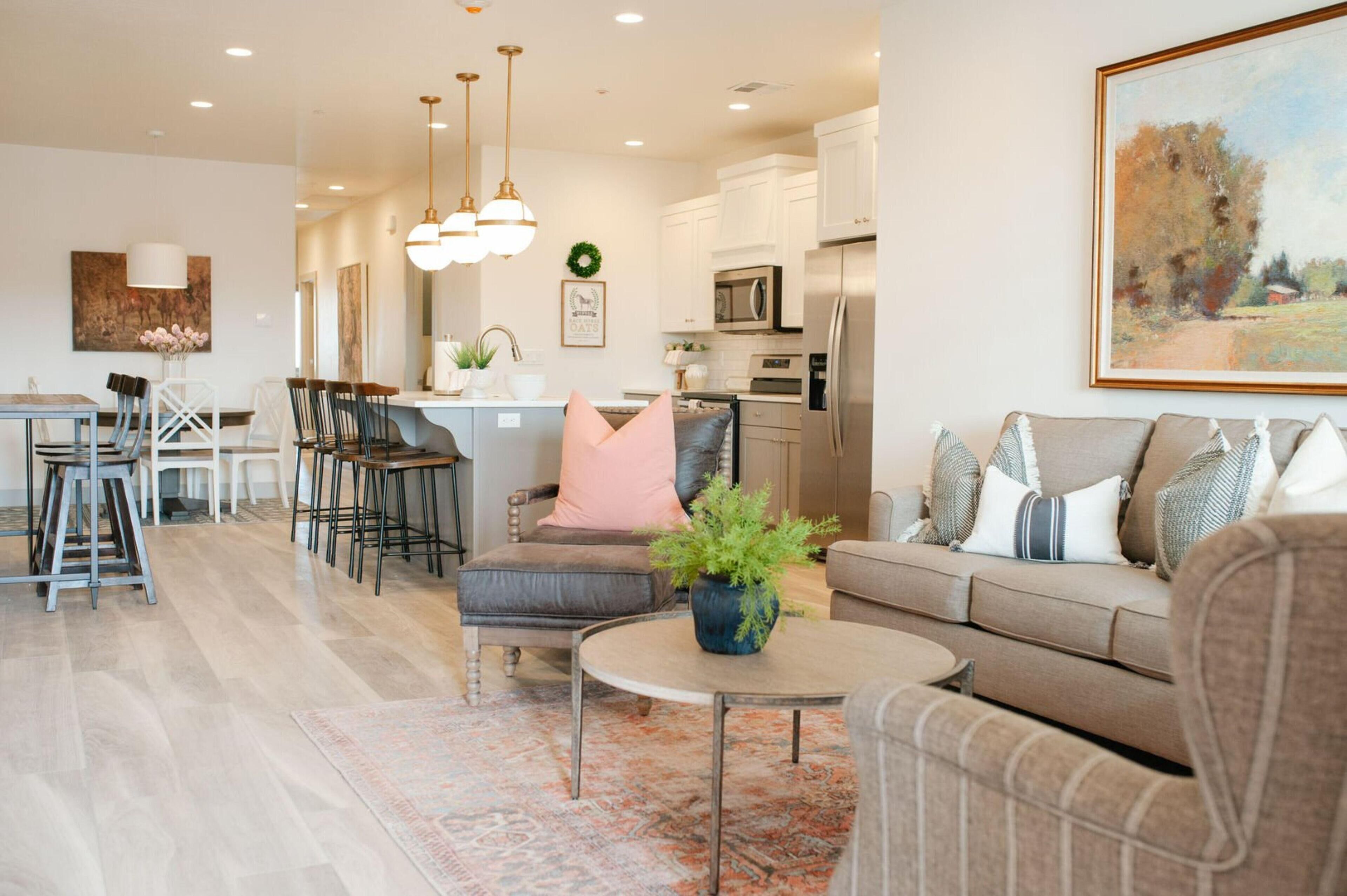 Condo, 2 Bedrooms | Living room