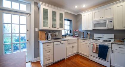 Society Hill, Historical Home, 3BD/2.5BA