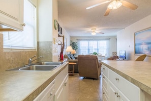 Condo, 2 habitaciones | Cocina privada