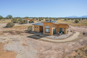 Exterior - Casita Queen bed, private bath and kitchenette (Williams)