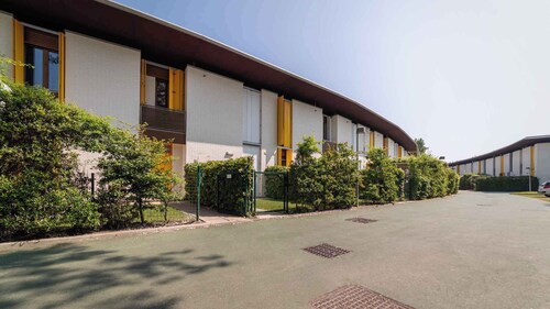 Casa vacacional con terraza y aire acondicionado