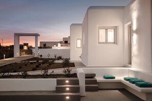 Front of property - Xerolithos Natural Living (Naxos)