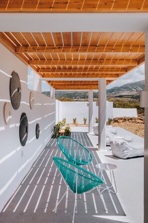 Terrace/patio - Xerolithos Natural Living (Naxos)