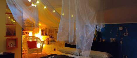 1 bedroom, iron/ironing board, bed sheets