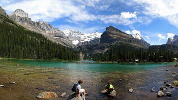 The Rocky Mountains are full of hidden lakes and fantastic trails. Come and explore the Rockies!