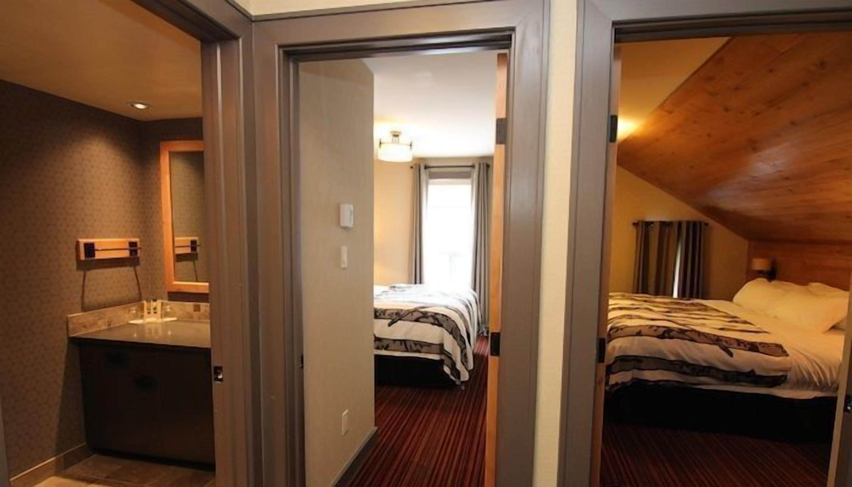 2 slaapkamers, een kluis op de kamer, een strijkplank/strijkijzer