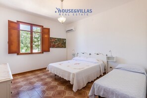 2 habitaciones, tabla de planchar con plancha y wifi 