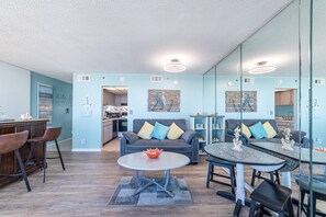 Dining - Seaside Serenity Sunbird 503W-Gorgeous Beach Views! Comp Beach Service! (Panama City Beach)