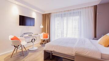 Apartment, 1 Queen-Bett | 1 Schlafzimmer, Bügeleisen/Bügelbrett, kostenloses WLAN, Bettwäsche