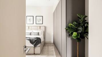 2 bedrooms, desk, iron/ironing board, WiFi