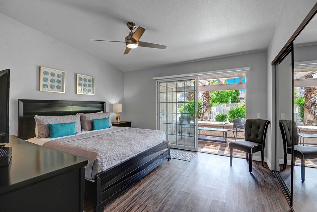 1 chambre, fer et planche à repasser, lit parapluie, Wi-Fi