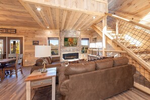 Cabane, 5 chambres | Salle de séjour